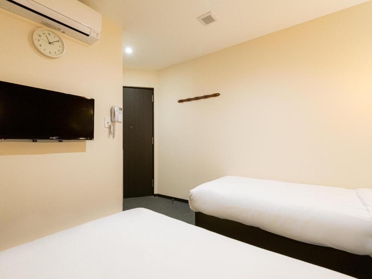 Oyo Hotel Plaza In Namba Minami Osaka Zewnętrze zdjęcie